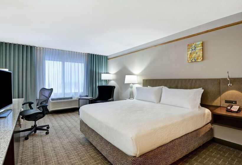 Отель Hilton Garden Inn Oshkosh