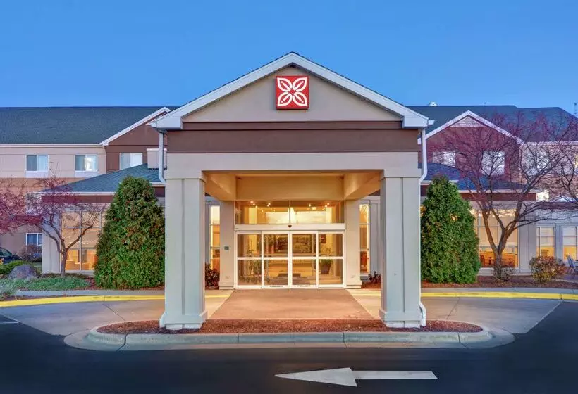 هتل Hilton Garden Inn Oshkosh