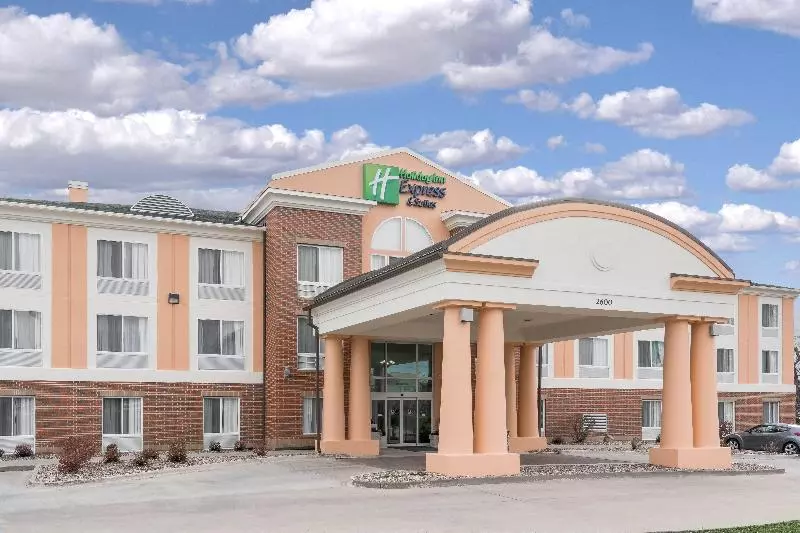 Holiday Inn Express Hotel & Suites Ames, An Ihg