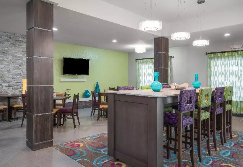 Holiday Inn Express Hotel & Suites Ames, An Ihg