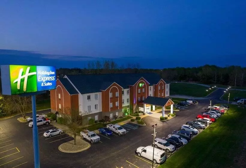 Holiday Inn Express Hotel & Suites Bedford, An Ihg