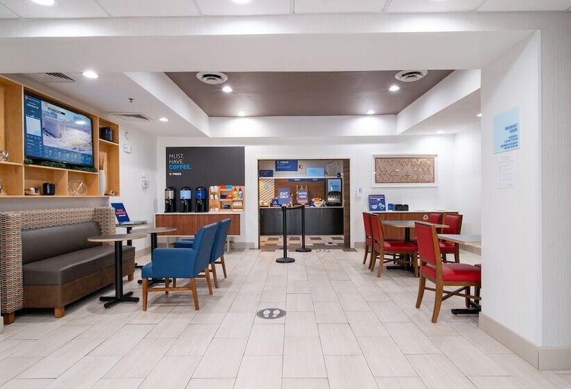 Holiday Inn Express Hotel & Suites Bedford, An Ihg