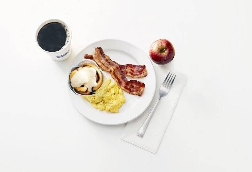 Holiday Inn Express Hotel & Suites Bedford, An Ihg