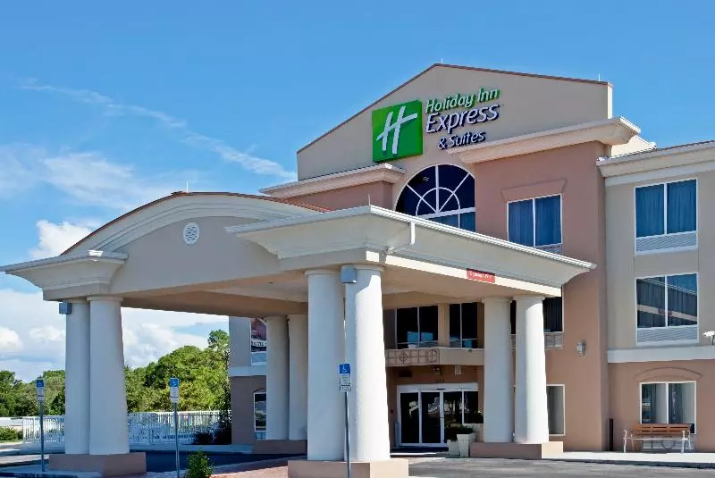Holiday Inn Express Hotel & Suites Brooksville West By Ihg