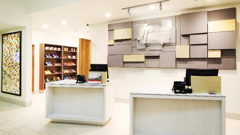 Holiday Inn Express Hotel & Suites Magnolia Lake Columbia By Ihg