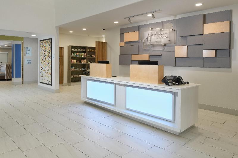 Holiday Inn Express Hotel & Suites Magnolia Lake Columbia By Ihg