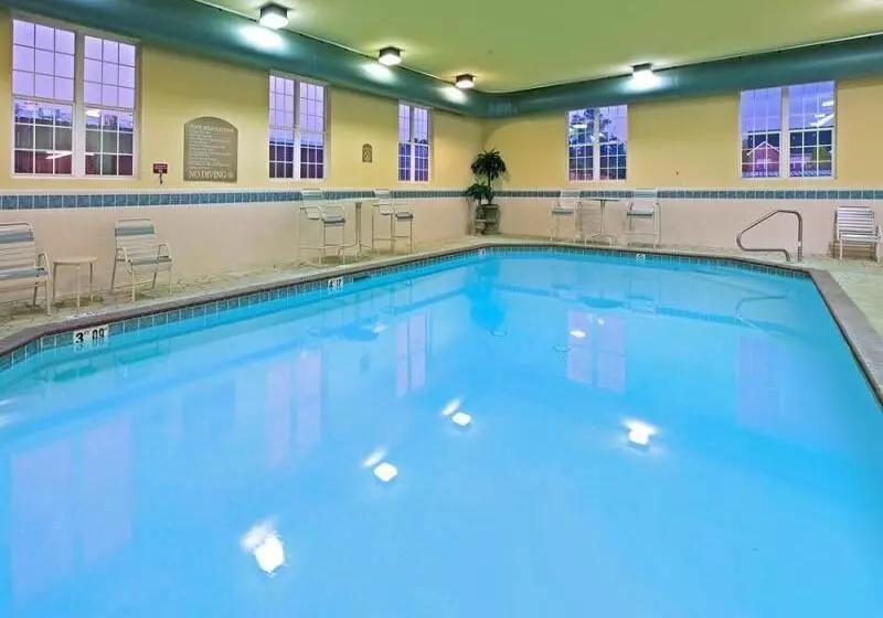 Holiday Inn Express Hotel & Suites Magnolia Lake Columbia By Ihg