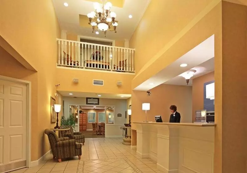 Holiday Inn Express Hotel & Suites Magnolia Lake Columbia By Ihg