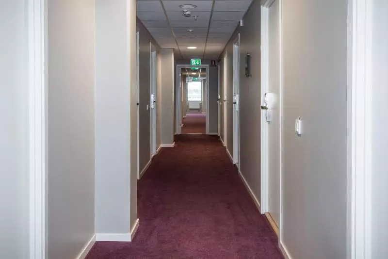 فندق L Fyrislund