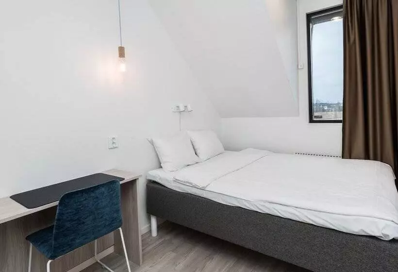 فندق L Fyrislund