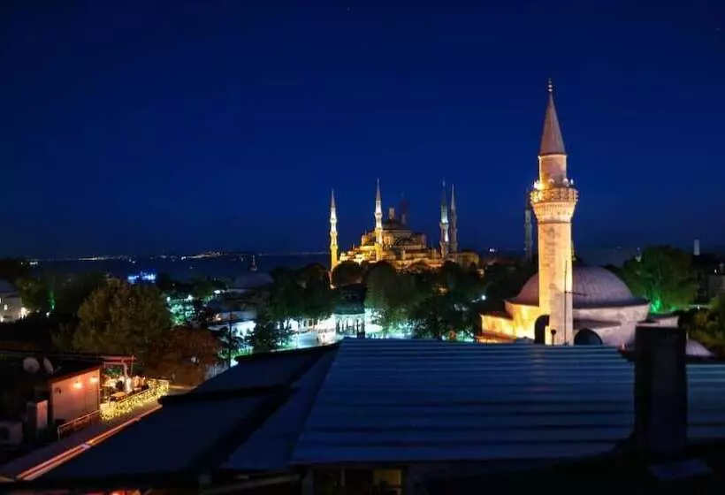 هتل Nomade Old City