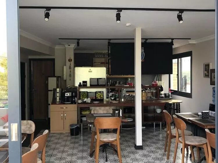 هتل Nomade Old City