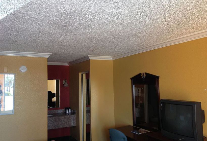 فندق St. Augustine Beachfront Resort