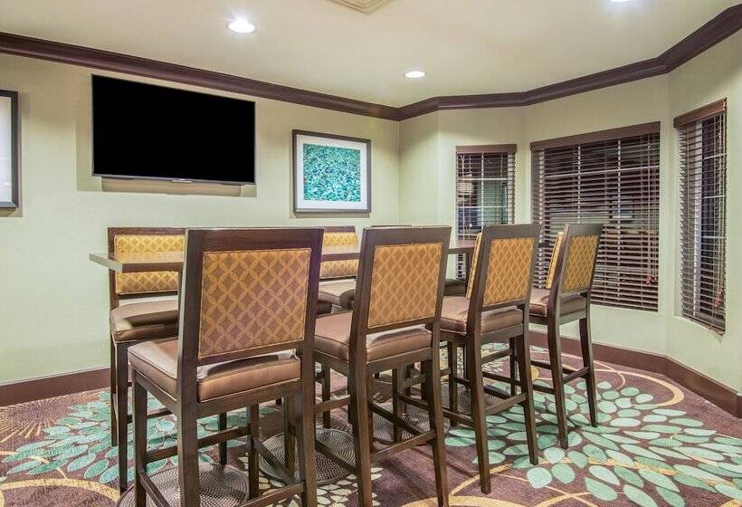 Otel Staybridge Suites Allentown West By Ihg