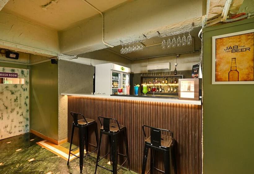 ホテル Vits Sharanam Thane