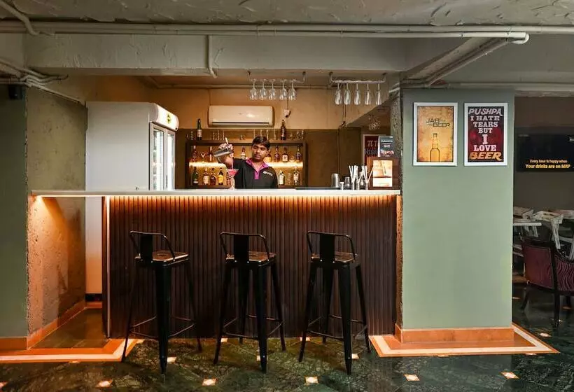 Отель Vits Sharanam Thane