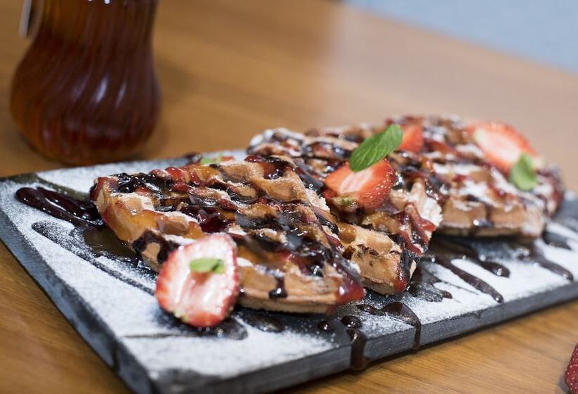 ホテル Vits Sharanam Thane