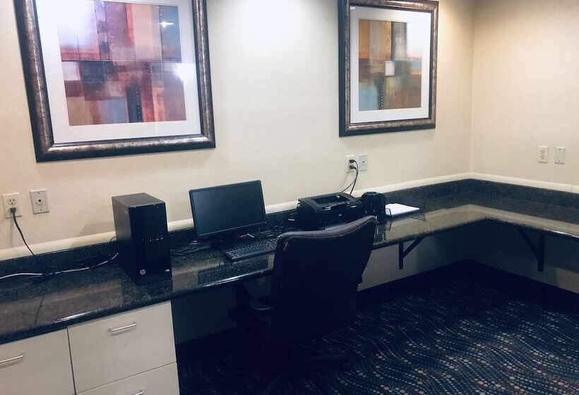 בית מלון כפרי Wingate By Wyndham Ashland