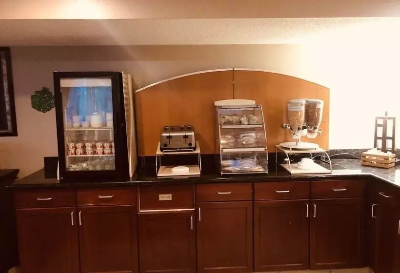 호텔 Wingate By Wyndham Ashland