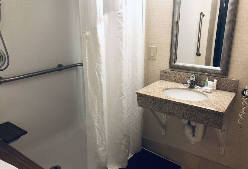 בית מלון כפרי Wingate By Wyndham Ashland