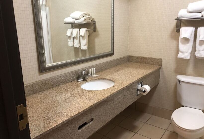 בית מלון כפרי Wingate By Wyndham Ashland