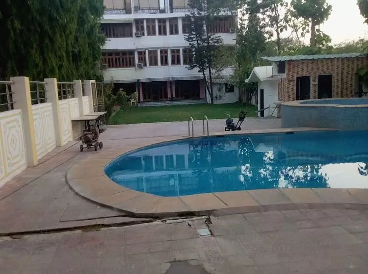 Pushkar Villas Resort