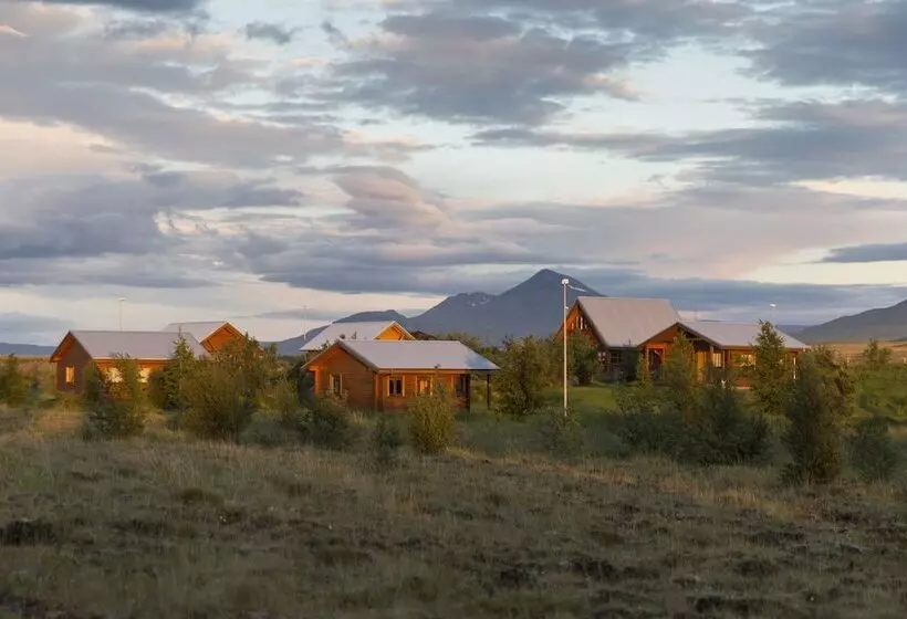 هتل Hestasport Cottages