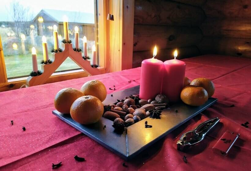 هتل Hestasport Cottages