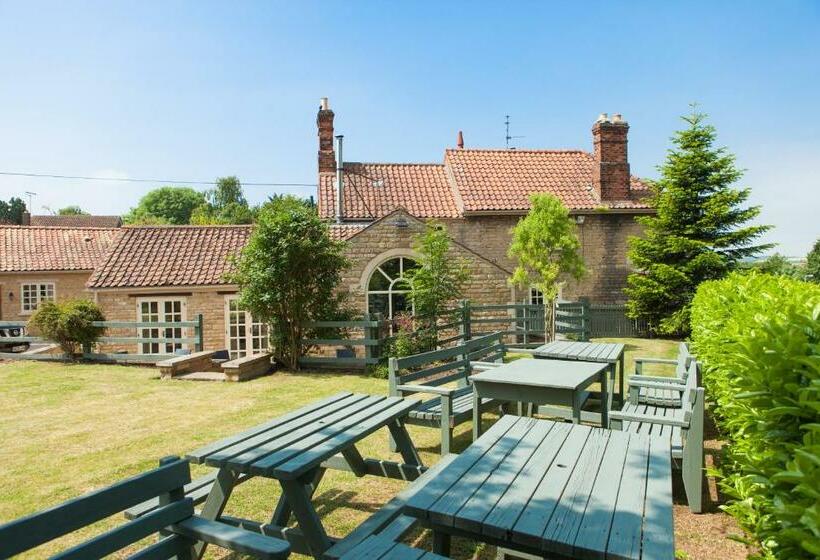 ユースホステル The Woodhouse Arms