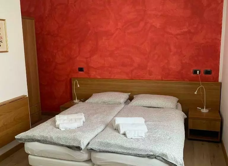 Aamiaismajoitus (B&B) Garnì Delle Rose