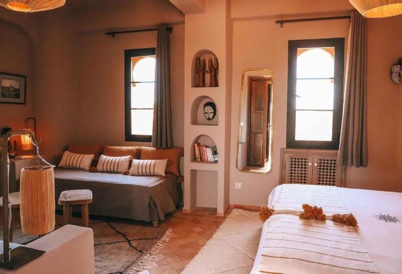 ベッドアンドブレックファースト Le Jardin Des Douars