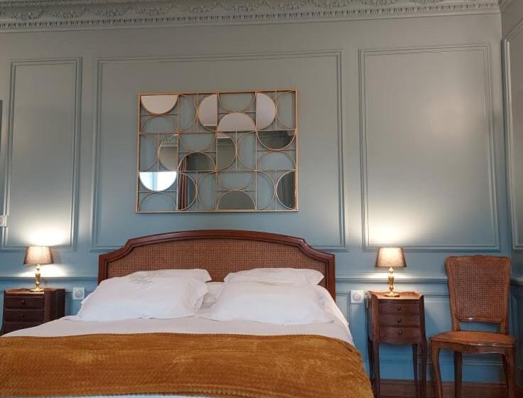 ベッドアンドブレックファースト Les Chambres Du Château Du Rozel