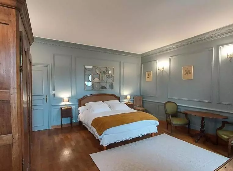 Aamiaismajoitus (B&B) Les Chambres Du Château Du Rozel