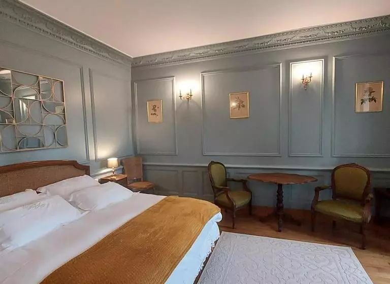 Aamiaismajoitus (B&B) Les Chambres Du Château Du Rozel