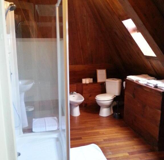 ベッドアンドブレックファースト Les Chambres Du Château Du Rozel