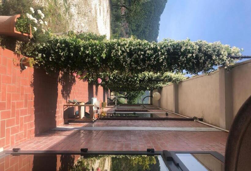 בית מלון כפרי Albergo Ristorante La Greppia