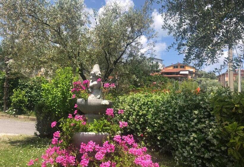 בית מלון כפרי Albergo Ristorante La Greppia