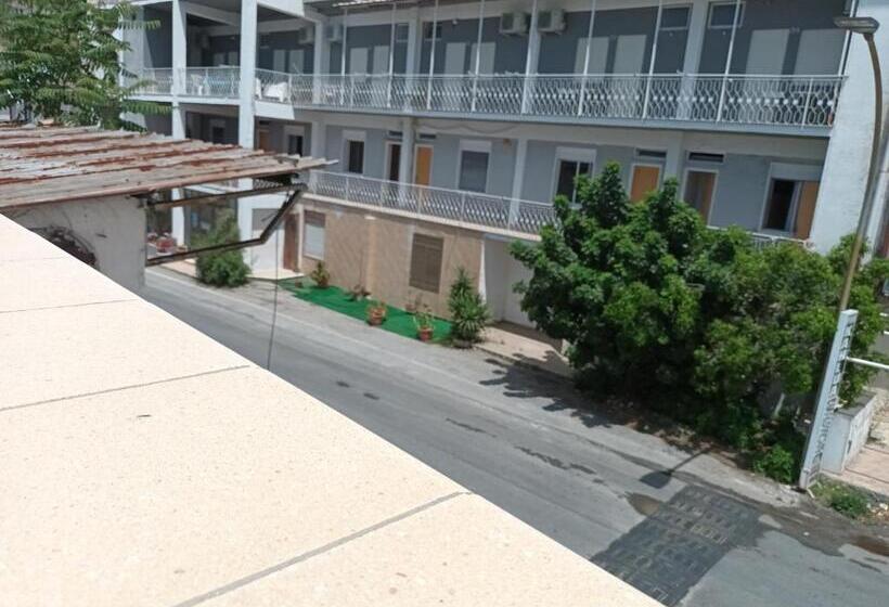 בית מלון כפרי Da Angelo