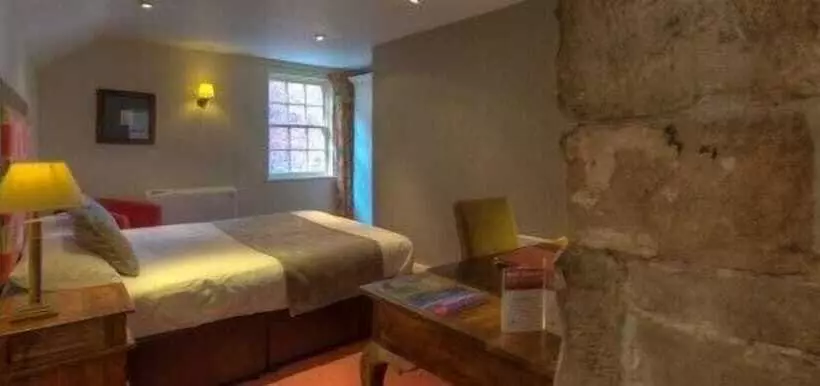 Hotelli Dog & Partridge By Chef & Brewer Collection