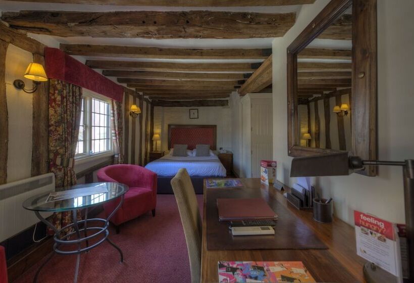 ホテル Dog & Partridge By Chef & Brewer Collection