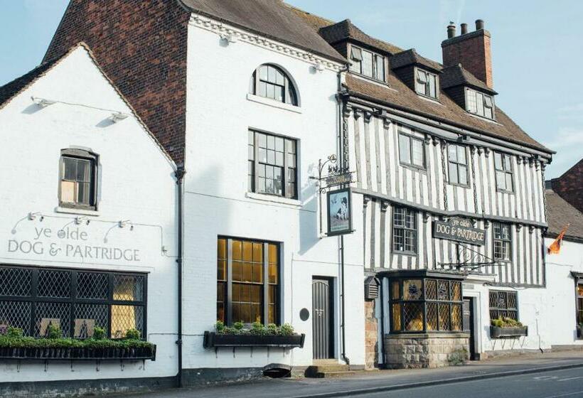 ホテル Dog & Partridge By Chef & Brewer Collection