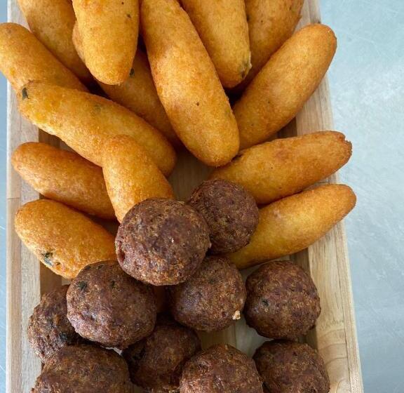 Отель Giardini Di Marzo