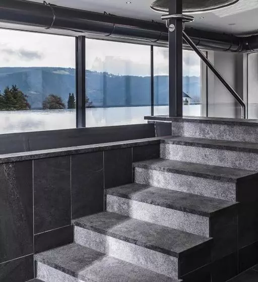 Hotelli Luis & Die Buabm   Gasthof Jenesien