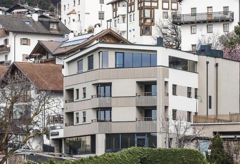 فندق Luis & Die Buabm   Gasthof Jenesien