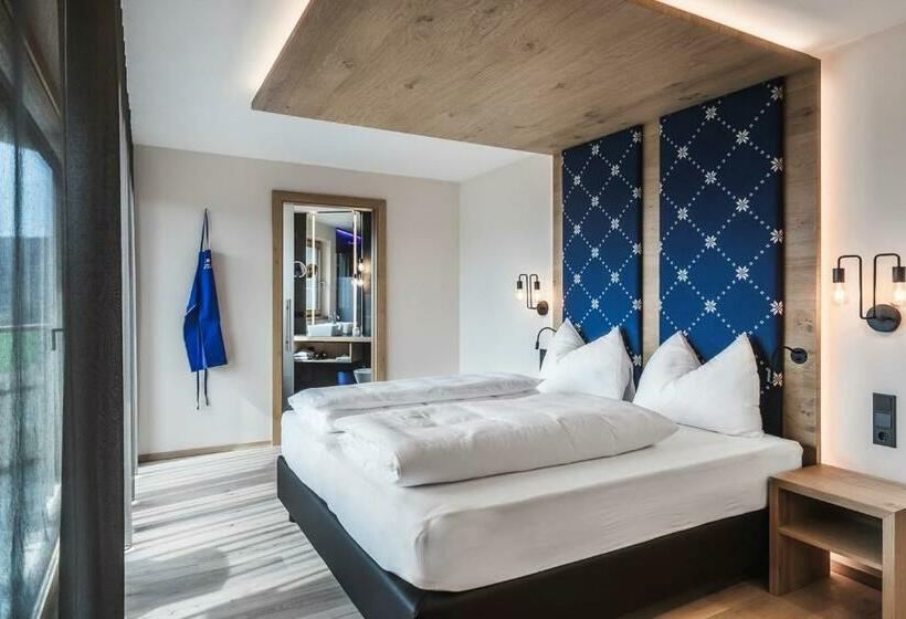 فندق Luis & Die Buabm   Gasthof Jenesien