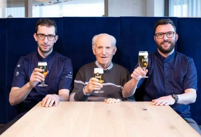 Hotelli Luis & Die Buabm   Gasthof Jenesien