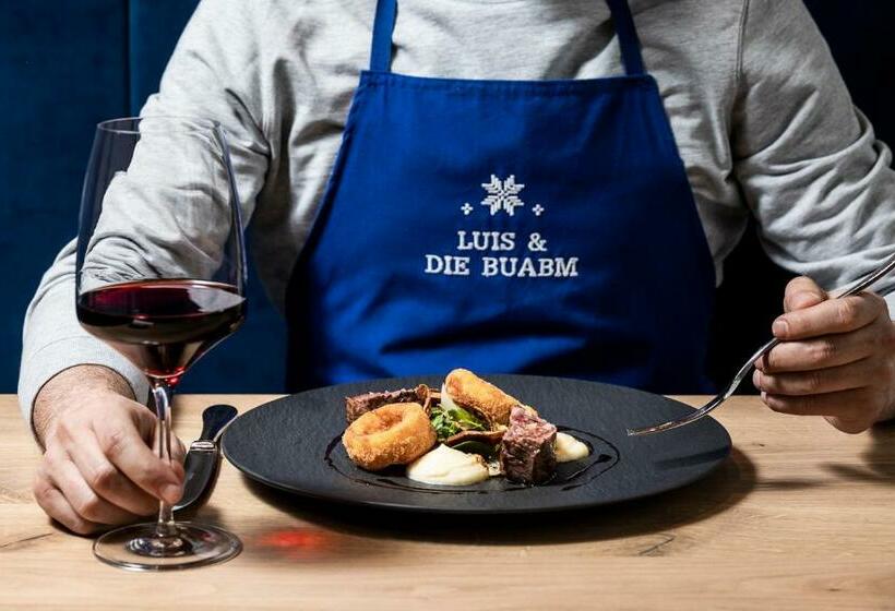 فندق Luis & Die Buabm   Gasthof Jenesien