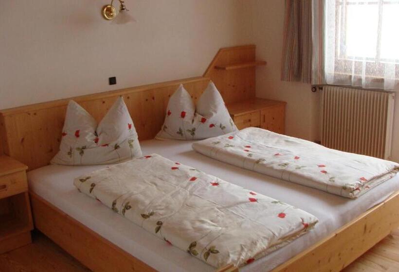 בית מלון כפרי Messnerwirt