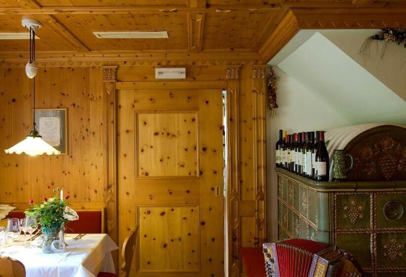 בית מלון כפרי Messnerwirt