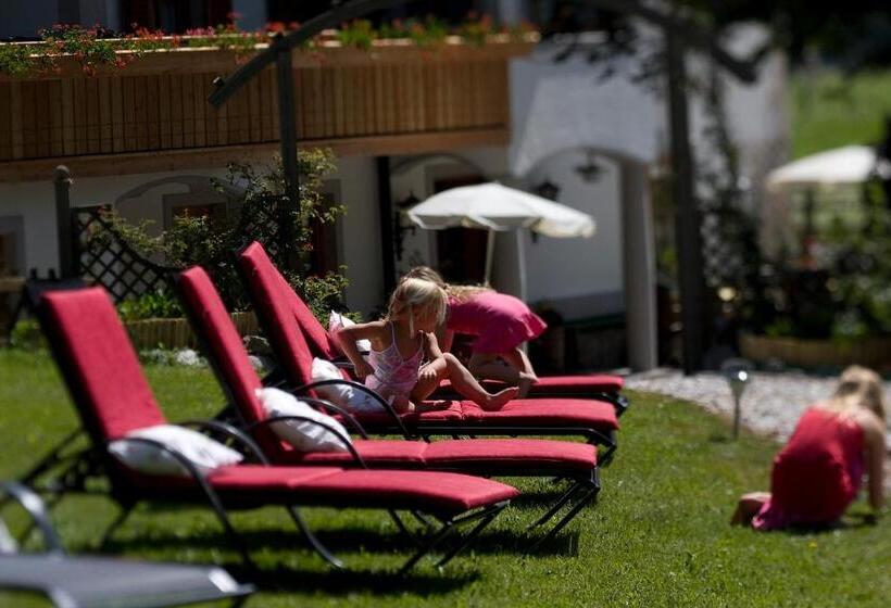 בית מלון כפרי Messnerwirt